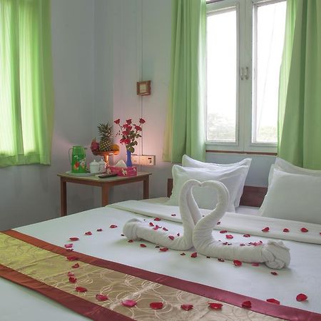 Mother Land Inn 2 Rangun Kültér fotó
